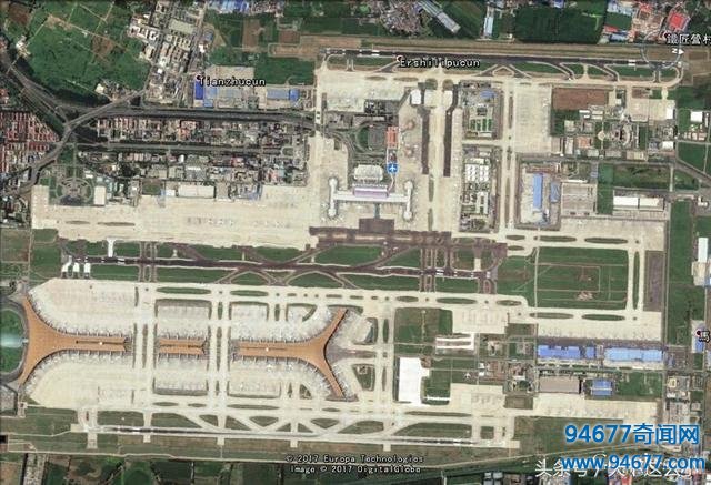 中国机场的世界之最：海拔最高、跑道最长、客量最大