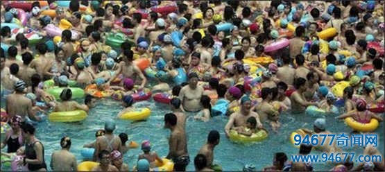 全世界最危险的景点之一：30万不怕死的人都去的“魔鬼泳池”！