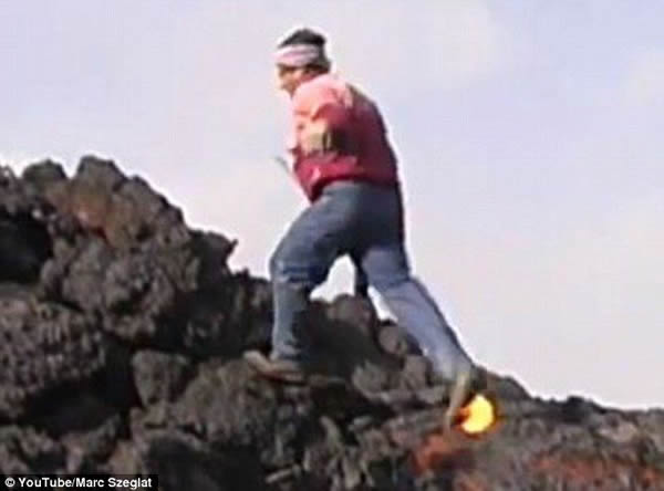 火山专家克莱迈提证实了在熔岩上行走是可能的，但强烈建议不要这么做。