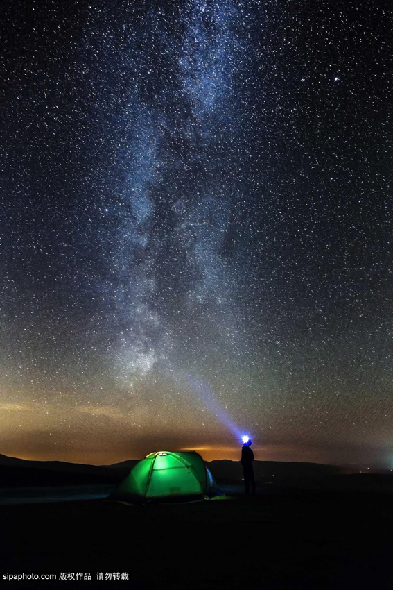 英格兰坎布里亚郡伊甸谷拍摄的绝美银河