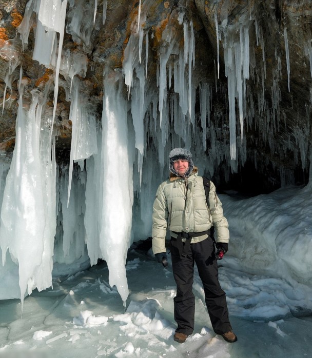 格拉乔夫深入西伯利亚拍摄冰之世界