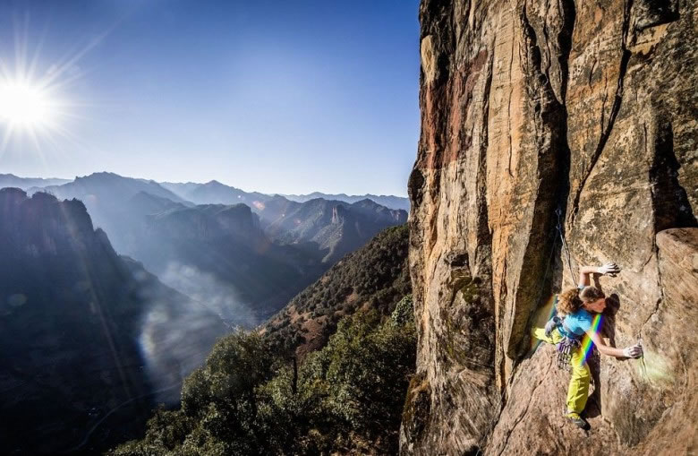 谢尔布认为，裂缝攀岩更具挑战性。