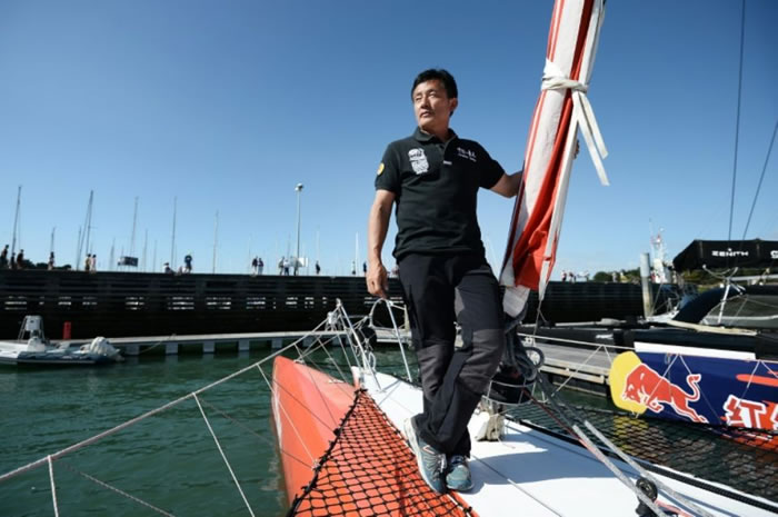 “中国帆船第一人”郭川挑战单人驾驶三体大型帆船穿越太平洋时失联