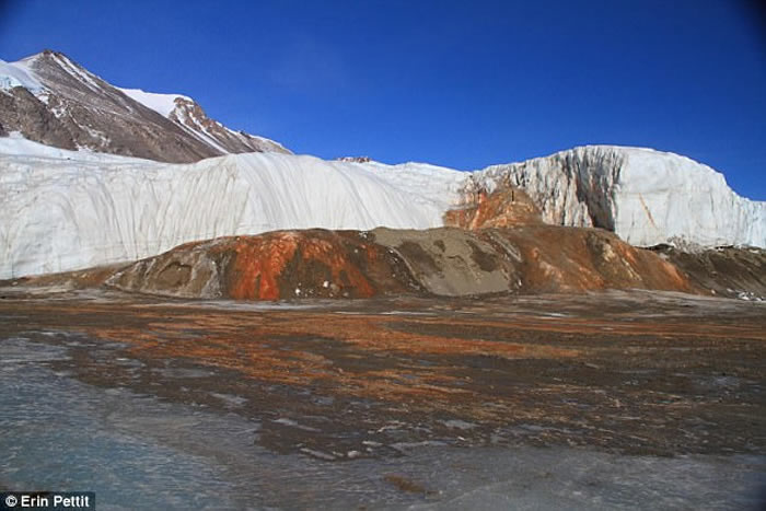 南极“泰勒冰川”神秘“血瀑布”百年谜团破解 源头是藏在冰川中的百万年盐水湖