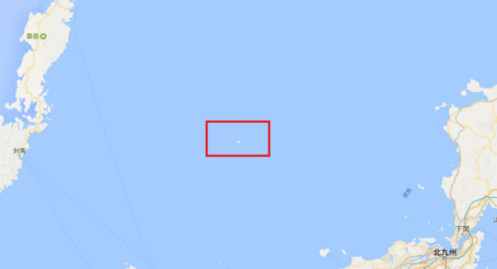 冲之岛就位于对马跟北九州之间。