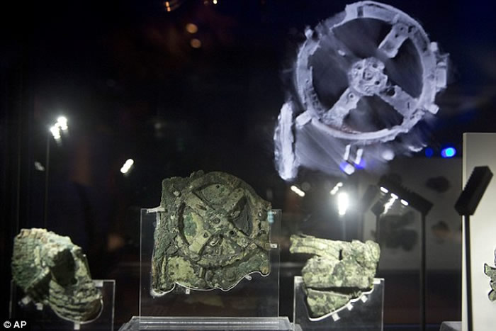 2千年前古希腊人的高科技：世界上首部“天文电脑”Antikythera Mechanism