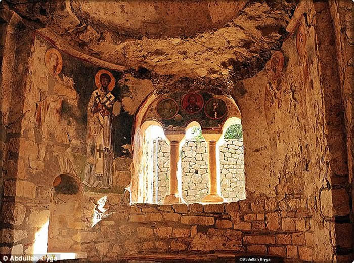 考古学家称圣诞老人“真身”基督宗教圣人St. Nicholas遗骨在土耳其安塔利亚