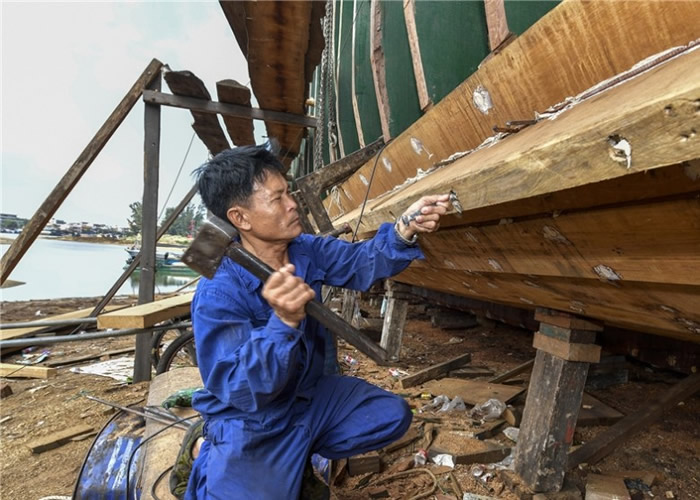 张明传承的造船手艺已有八百多年历史。