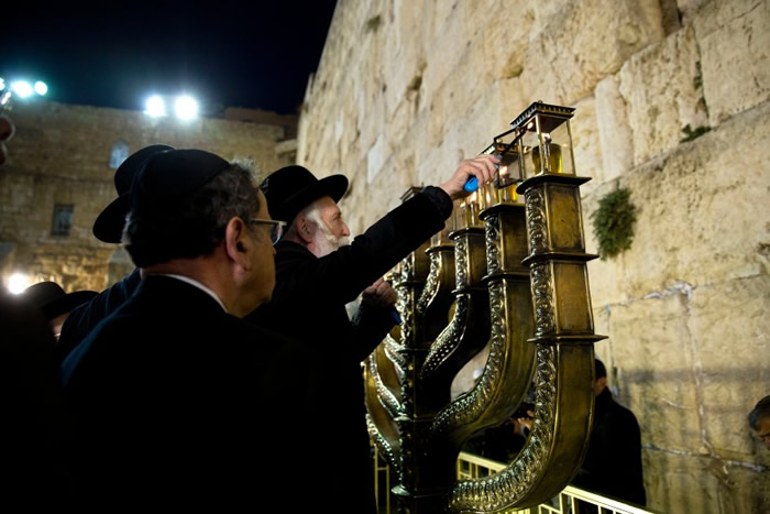 哭墙对犹太人意义重大。