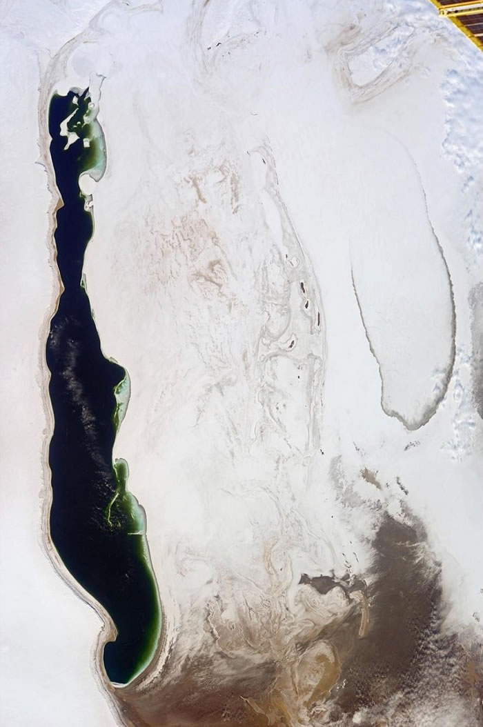 俄罗斯宇航员在图享（Instagram）上发布从地球轨道上拍摄的咸海照片
