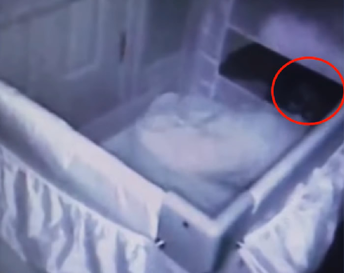 加拿大多伦多母亲称流产婴儿鬼魂一直旁注视 视频监控拍到神秘鬼面