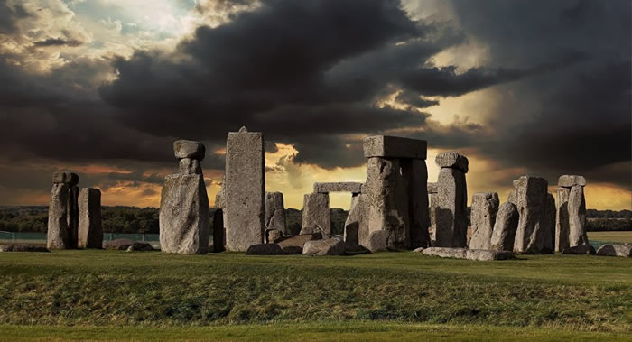 英国考古学家揭开巨石阵建设者的故乡之谜
