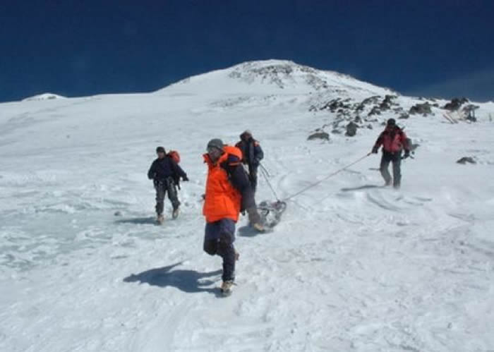 苏联女登山客Elena Basykina失踪31年后被找到 遇雪崩尸体冰封成“木乃伊”