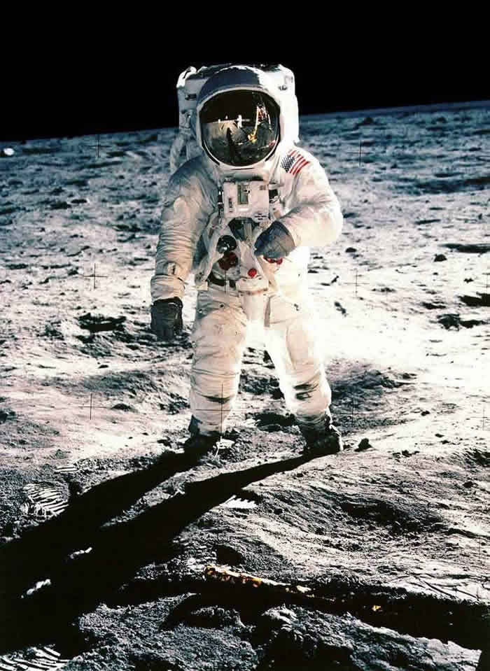 阿姆斯特朗（Neil Armstrong）