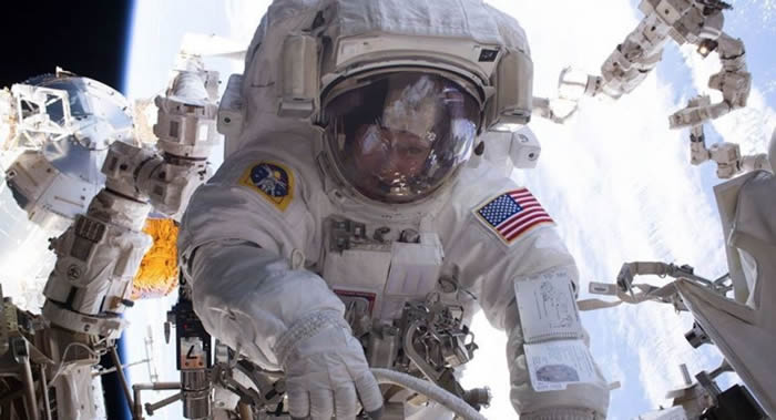 美国宇航员将打破俄罗斯宇航员一次飞行中出舱的记录