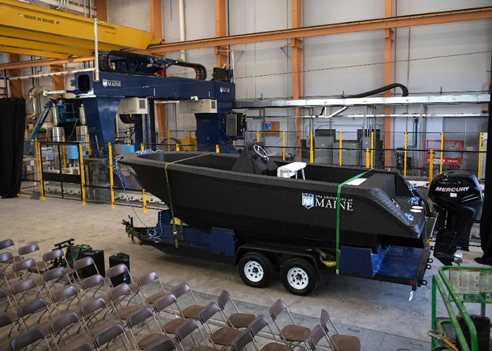 美国缅因大学3D打印出巨型船“3Dirigo” 获吉尼斯世界纪录认证