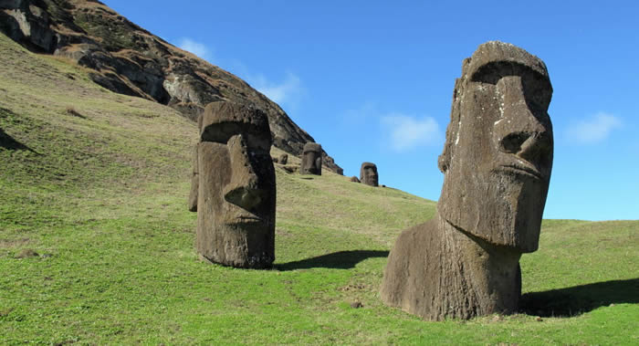 复活节岛500年前雕刻摩艾石像帮助当地人发展农业