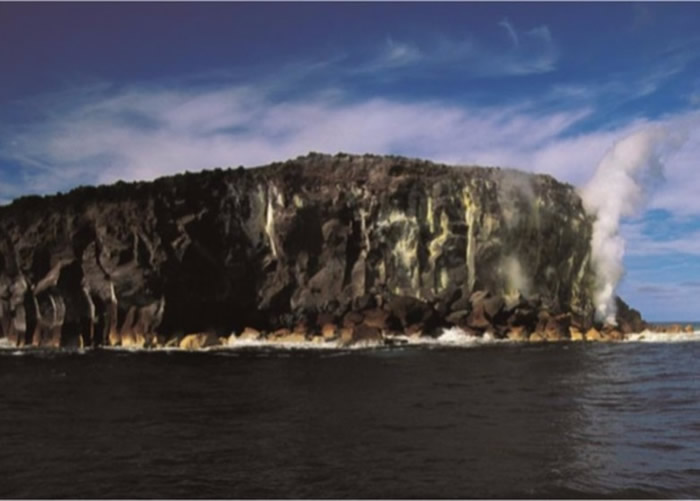 原来的拉德基岛亦是因火山爆发形成。