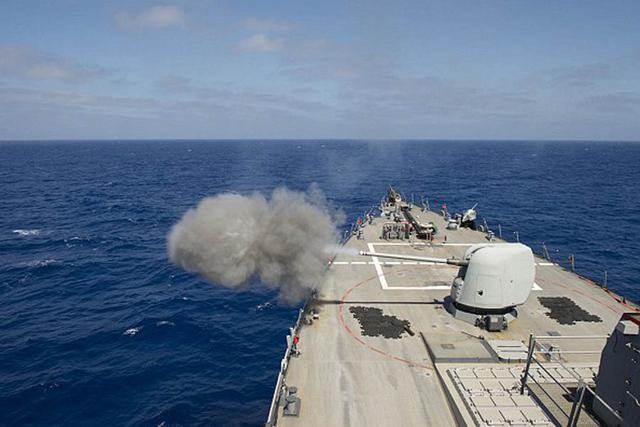 美国海军海上系统司令部希望改造目前的海军舰艇，利用现有的MK45型舰炮就能够发射动能炮弹