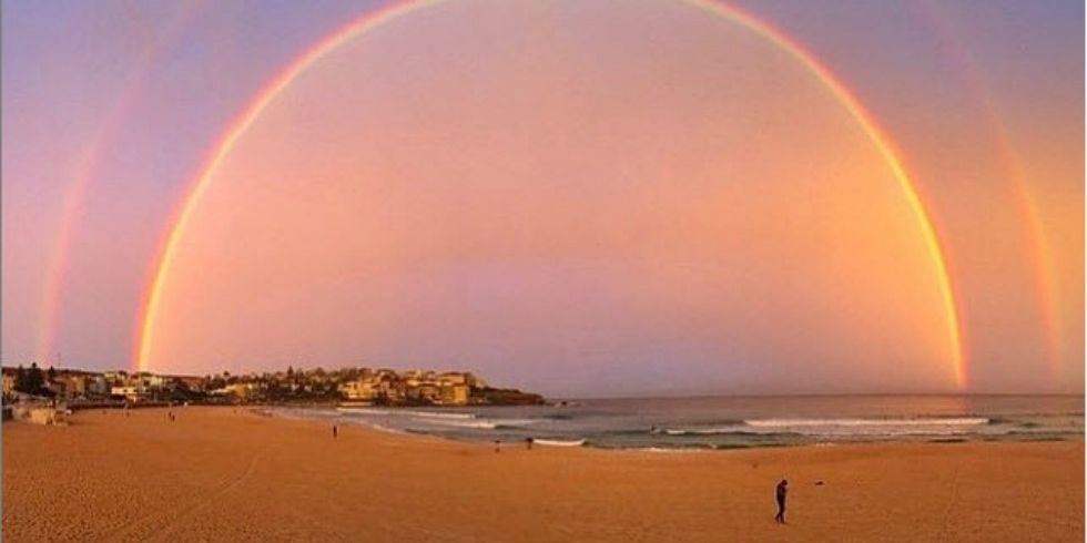 澳大利亚悉尼出现双彩虹奇观