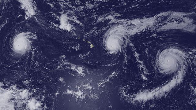 太平洋海域出现三个巨大飓风眼：Kilo、Ignacio和Jimena