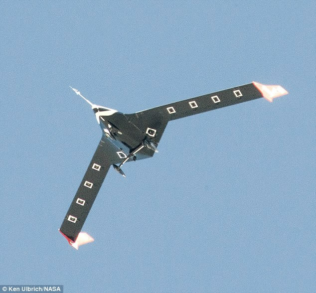 X-56A拥有共28呎长的机翼、7.5呎的修长机身。
