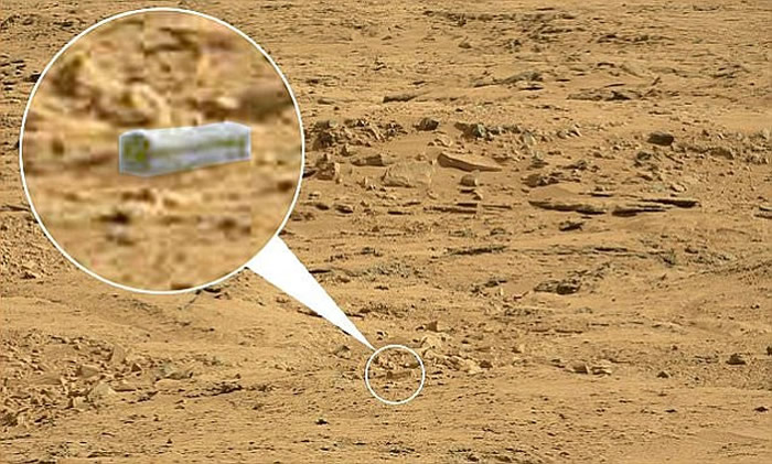 YouTube用户WhatsUpInTheSky37发现的所谓“火星棺材”