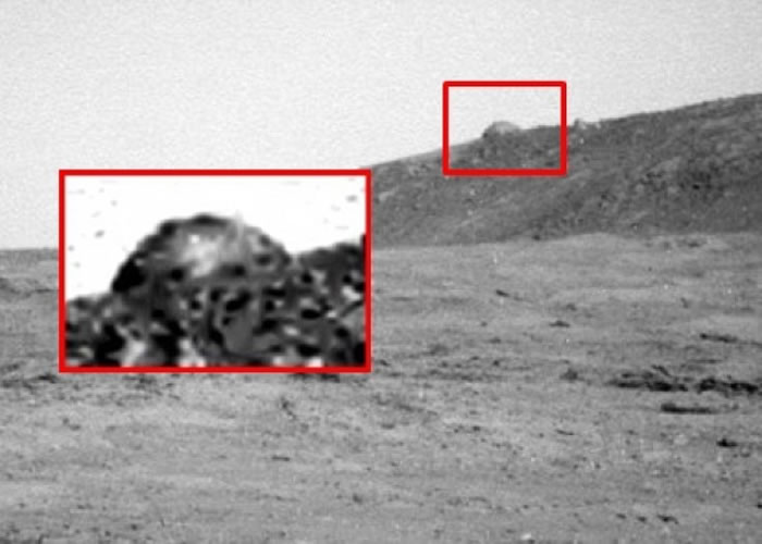 网民发现火星山坡上有一个圆拱顶异物（红框示）。