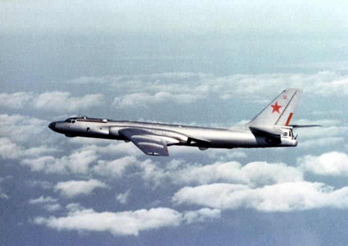 白俄罗斯两个基地因有TU-16中程轰炸机（图）而成为头号目标之一。