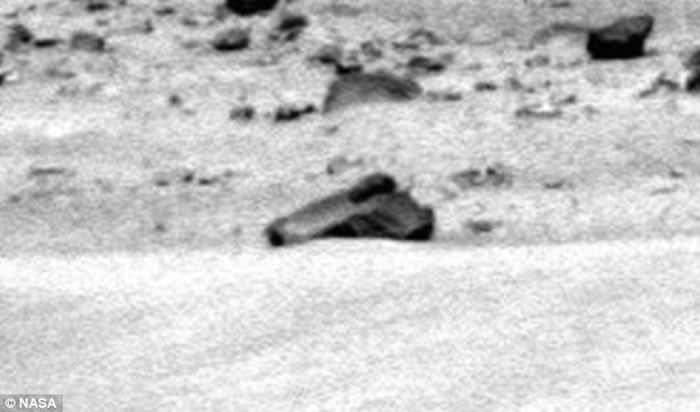 外星人猎人称在火星照片中发现一把“手枪”