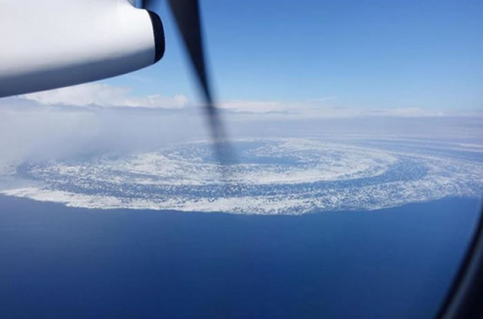 日本北海道周边海域出现直径长达30公里的巨大“流冰大回旋”