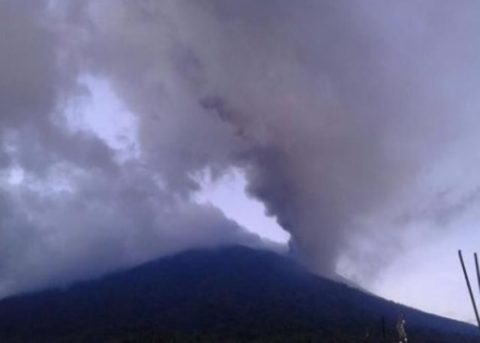 瓜马拉马火山再度爆发。
