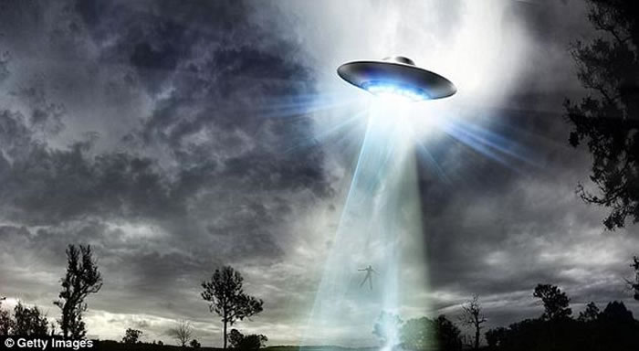 巴拿马最新一项调查显示部分目击者看到UFO之后会莫名地产生性欲