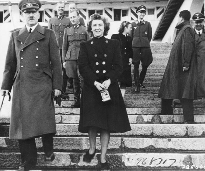 希特勒情妇伊娃․布劳恩(Eva Braun)二战时期罕见祼照曝光