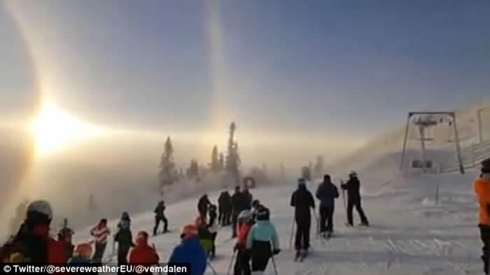 日晕：瑞典拍到天空同时出现4个太阳奇景