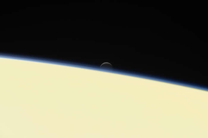 《科学》杂志“巨型气态行星”特刊：对土星体系未经探索的区域提供新观察和看法
