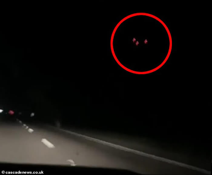 美国田纳西州女子驾车途中惊见3个UFO高速迎面飞过 看到有红光射进车厢