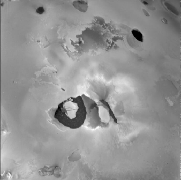 木卫一伊奥(Io)上一个名为洛基(Loki)的火山可能会在这个月喷发