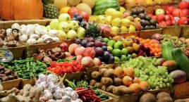 英国女子从小就只吃垃圾食品不吃蔬菜水果 如今面临失明风险