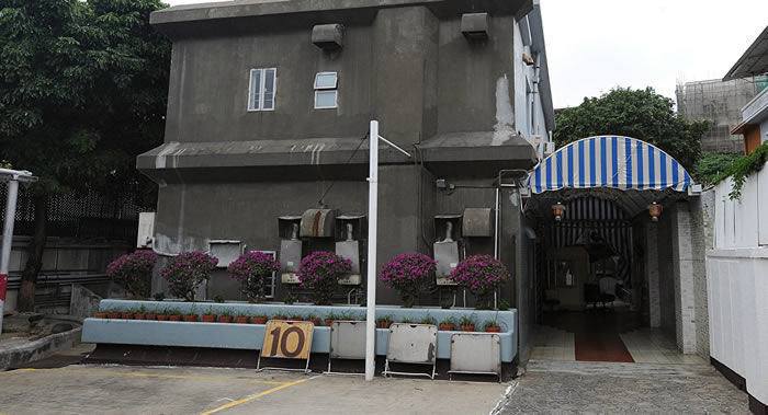 香港九龙塘坎伯兰道41号的李小龙故居被拆除