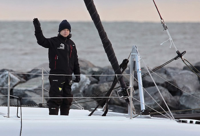 瑞典环保少女通贝里乘低碳帆船“流浪者号”由美国起程往西班牙出席联合国气候峰会