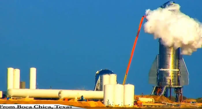 SpaceX的Starship Mk1航天飞船原型机在试验时发生爆炸