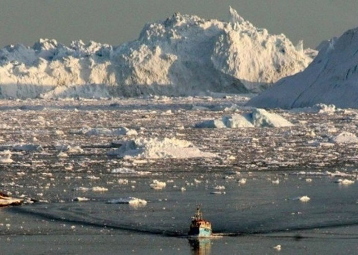 最新研究发现格陵兰的冰块融化速度比之前想像要快