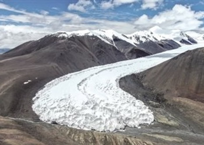 中国8310条冰川完全消失 西北地区或陷水资源危机