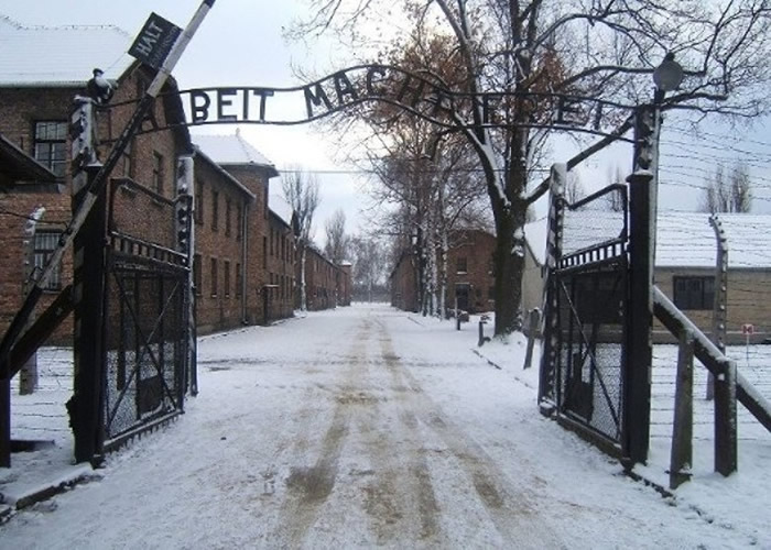 位于波兰奥斯威辛的纳粹德国集中营解放75周年 二战时约110万人被杀