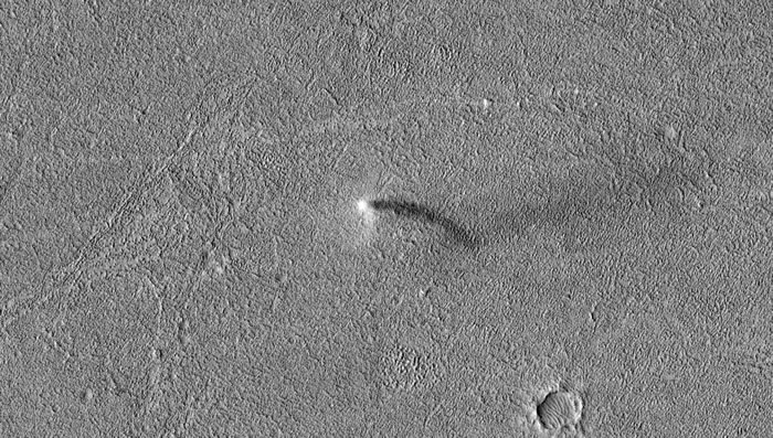 NASA火星勘测轨道飞行器(MRO)捕捉到火星“尘魔跳舞”罕见画面