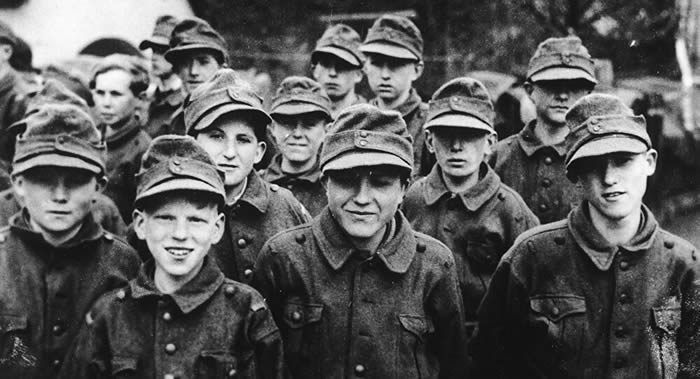 “狼人计划”：1945年纳粹后备军“元首的儿童兵”目击者采访手记