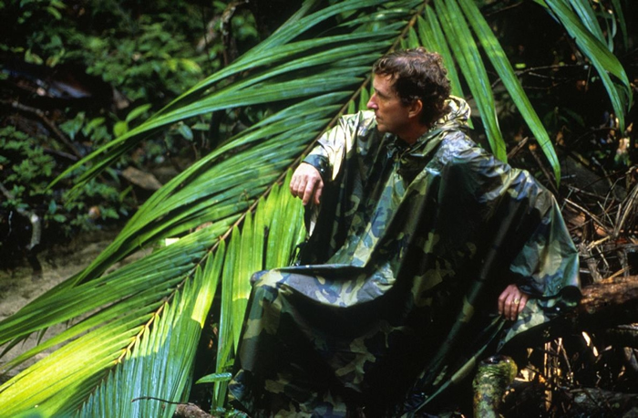 作者托马斯. 洛夫乔伊（Thomas Lovejoy），1989年摄于巴西的亚马逊雨林。 PHOTOGRAPH BY ANTONIO RIBEIRO， GAMM