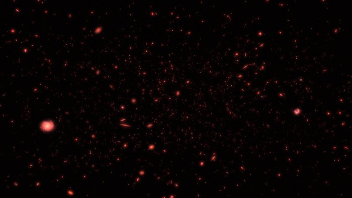 哈勃太空望远镜揭示早期宇宙的秘密：原恒星的形成远比以前认为的要早