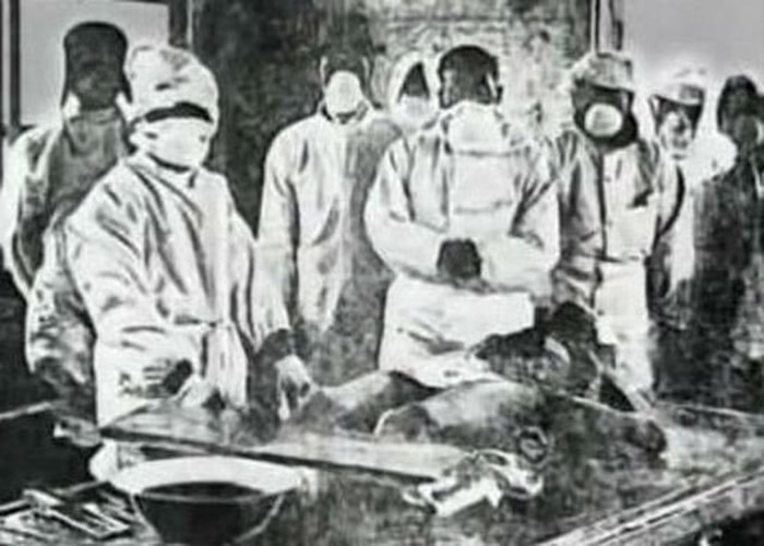 731部队被指曾在侵华战争进行生化战、细菌战及人体实验。